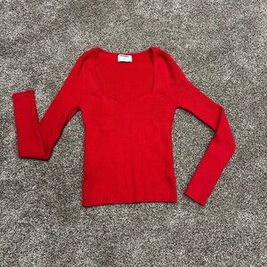 Women’s sweetheart neck top